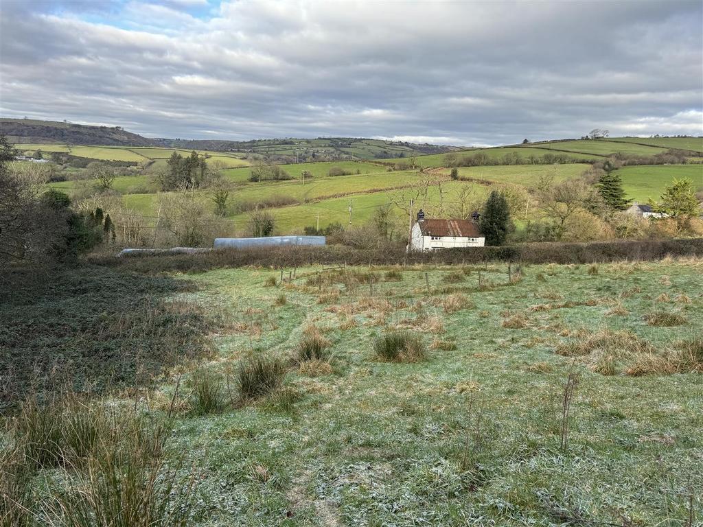 Capel Isaac, Llandeilo 3 bed property with land for sale £329,500
