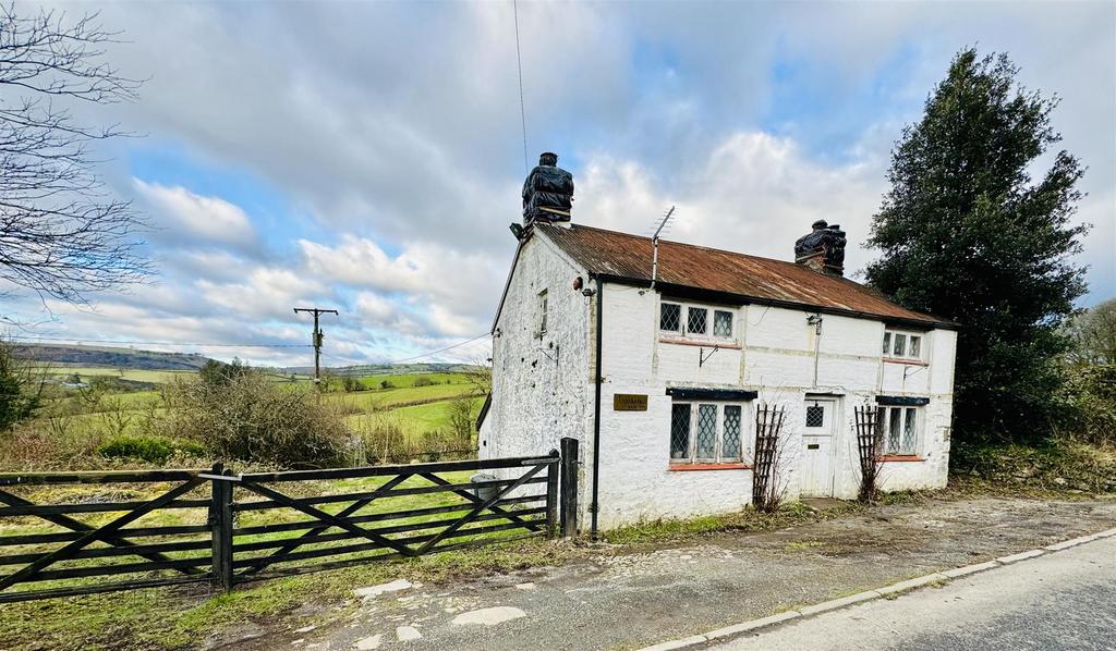 Capel Isaac, Llandeilo 3 bed property with land for sale £329,500