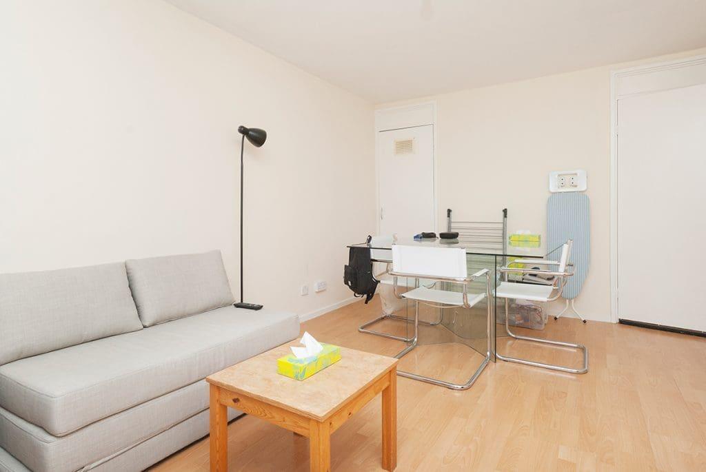 Apartment in Edinburgh, Dumbiedykes - View 2