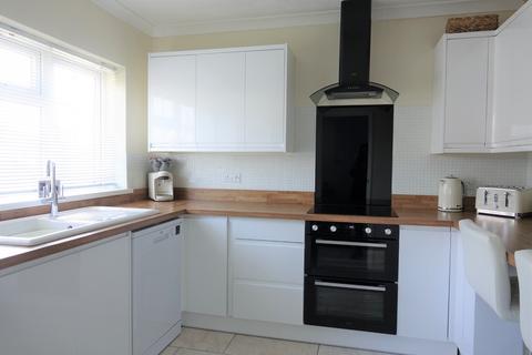 3 bedroom detached house for sale, Dennys Close, Selsey