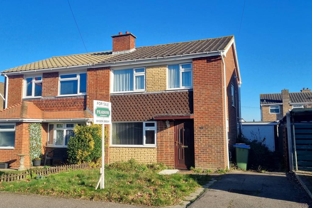 NURSERY LANE, STUBBINGTON 3 bed semidetached house for sale £340,000