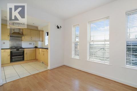 2 bedroom apartment for sale, Central Road, Worcester Park, KT4