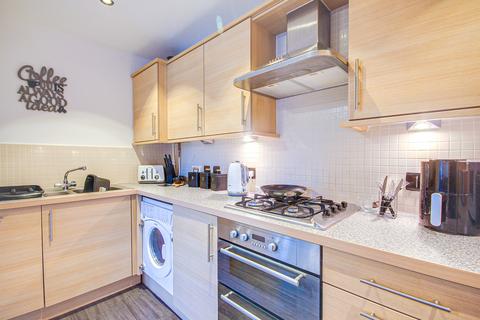 2 bedroom flat for sale, Beamont Walk, Brockworth, Gloucester, GL3