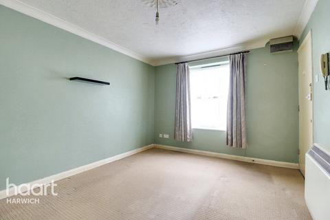 1 bedroom flat for sale - Stour Road, HARWICH