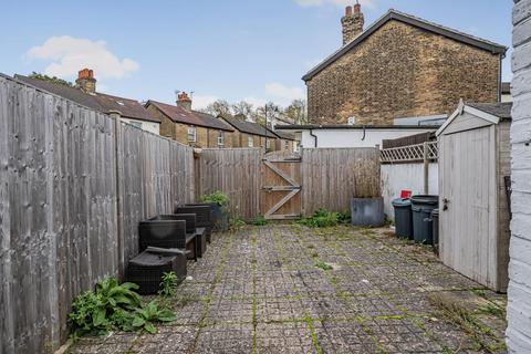 3 Park Road, Chislehurst, BR7 5AY