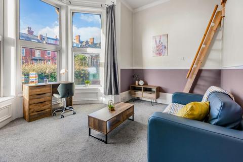 1 bedroom flat to rent, VICTORIA TERRACE, Leeds