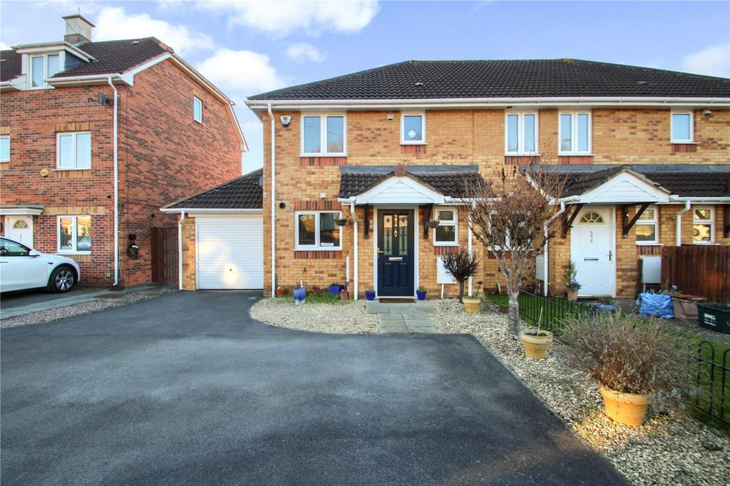 Wick Road, Bristol, BS4 3 bed end of terrace house for sale £385,000