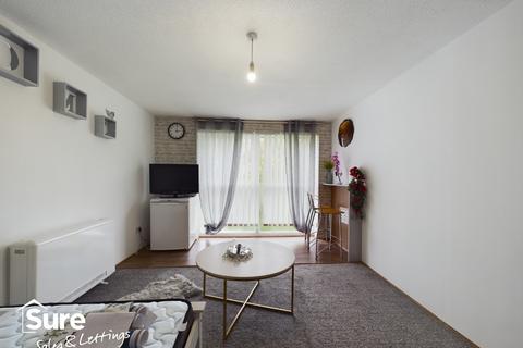 1 bedroom apartment to rent, Double Room - Nightingale Walk, Hemel Hempstead, HP2 7QX