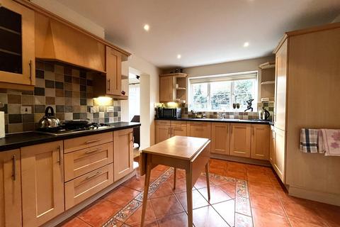 4 bedroom detached house for sale, Woodland Road, Coleford GL16