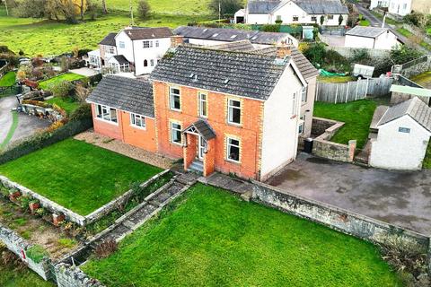 4 bedroom detached house for sale, Pastors Hill, Lydney GL15
