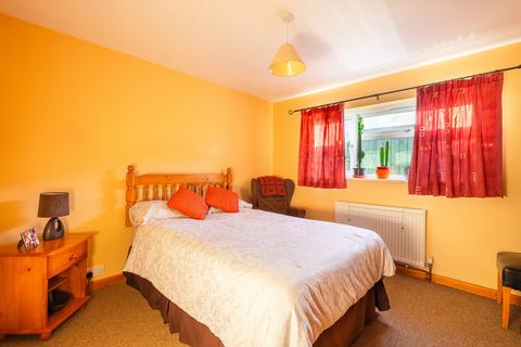 Rosedale Station Road, Bow, Crediton, EX17 6HU