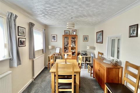 3 bedroom detached bungalow for sale, Dean Crescent, Cinderford GL14