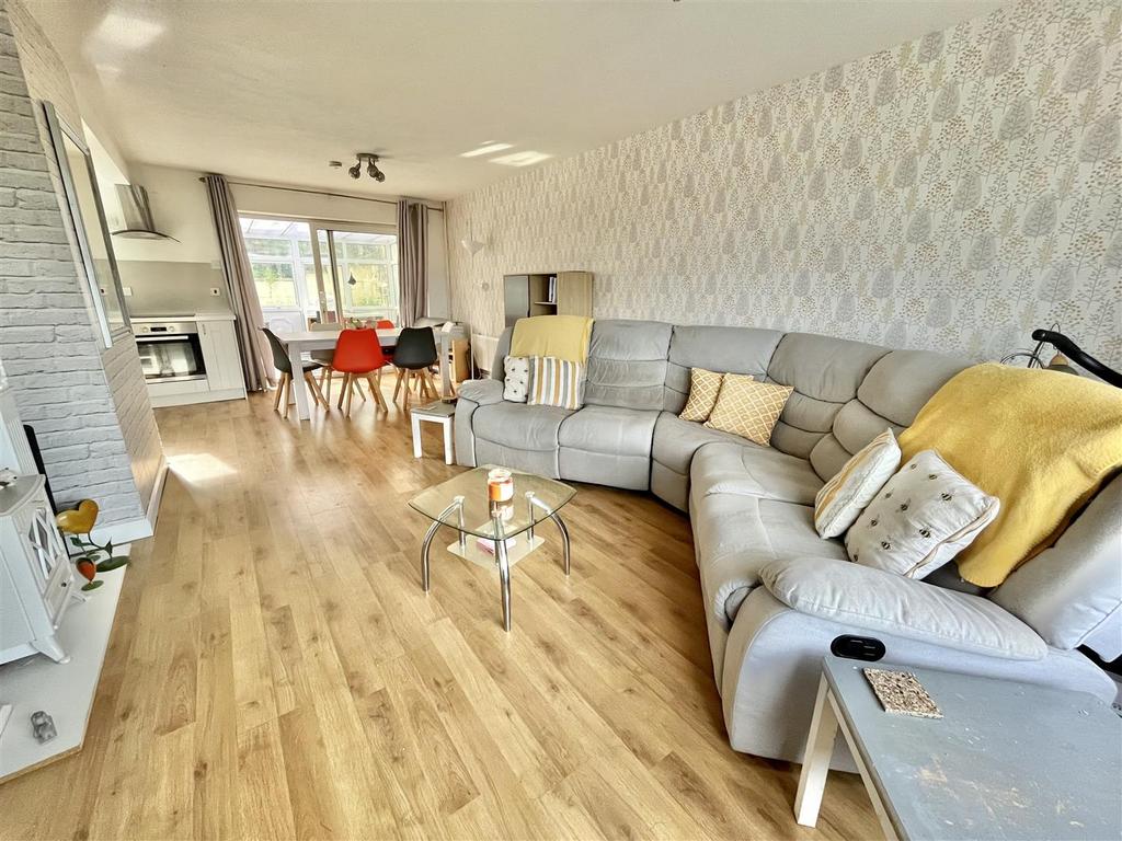 Baynham Road, Mitcheldean GL17 3 bed detached house for sale £270,000