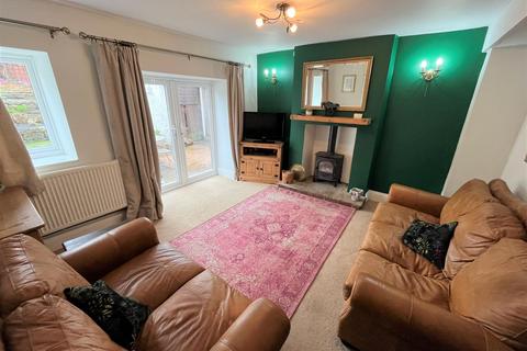 4 bedroom cottage for sale, Woodside Street, Cinderford GL14
