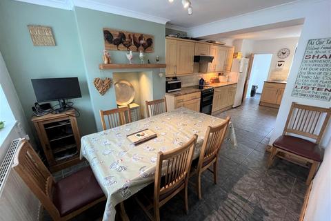 4 bedroom cottage for sale, Woodside Street, Cinderford GL14