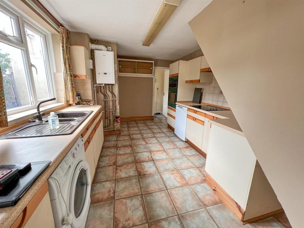Valley Road, Cinderford GL14 3 bed semidetached house for sale £200,000
