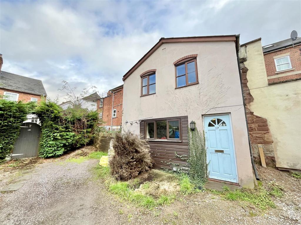 Corpus Christi Lane, RossOnWye HR9 1 bed flat for sale £75,000