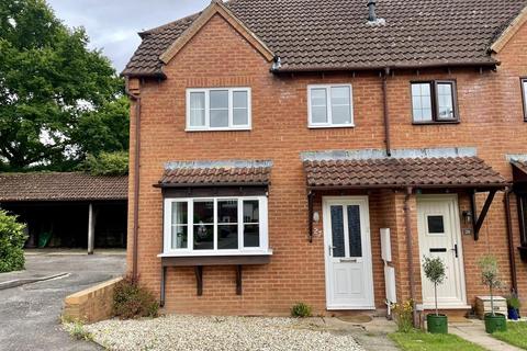 2 bedroom end of terrace house to rent, Russett Way, Newent GL18