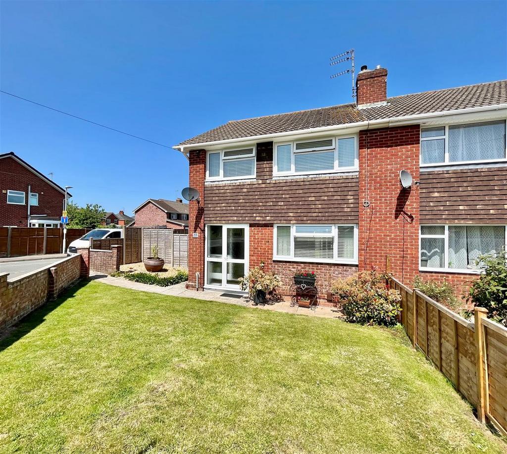 Lansdown Road, Gloucester GL1 3 bed semidetached house for sale £325,000