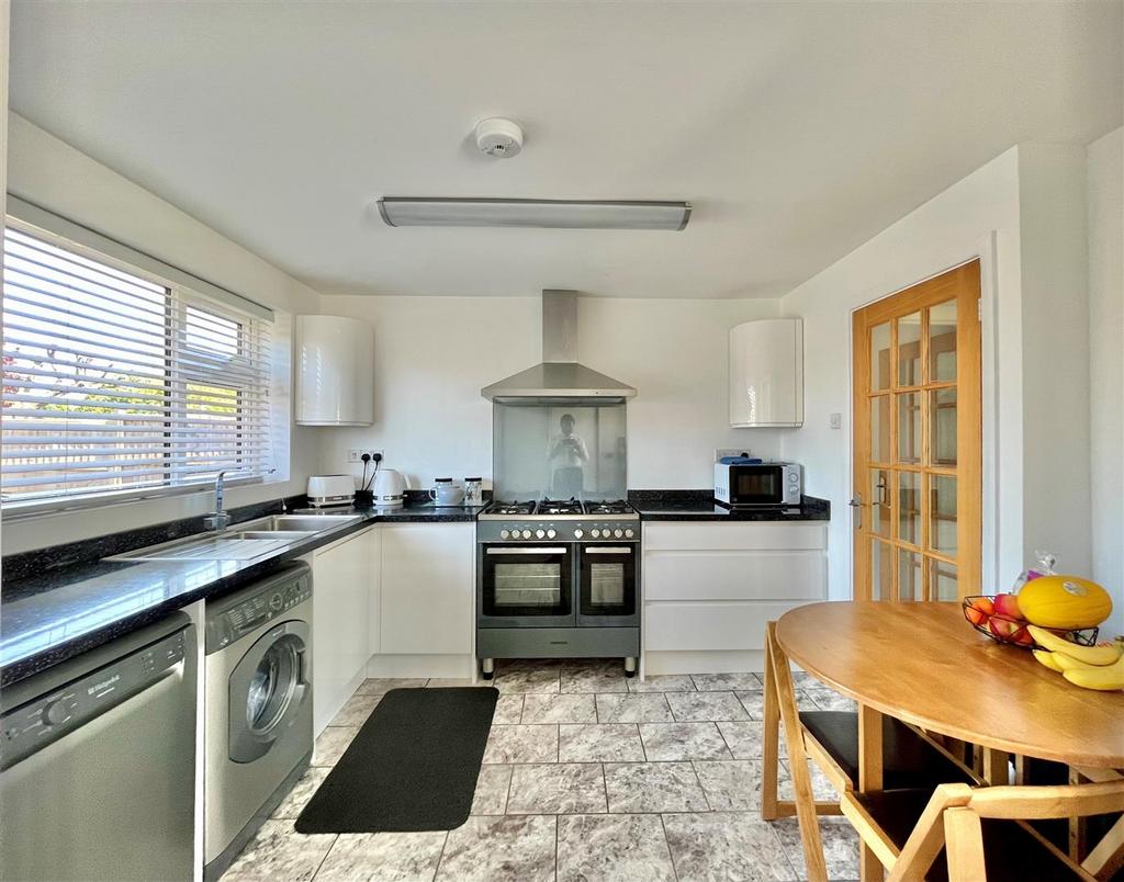 Lansdown Road, Gloucester GL1 3 bed semidetached house for sale £325,000