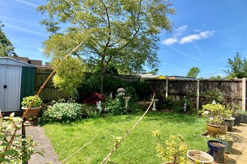 24 Abbotswood Close, Tuffley, Gloucester, GL4 0JD