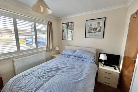 52 Dunster Close, Tuffley, Gloucester, GL4 0TP