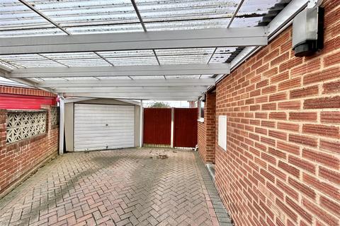 52 Dunster Close, Tuffley, Gloucester, GL4 0TP