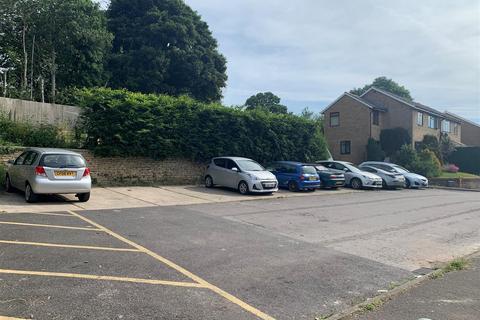 32 Allen Drive, Stroud, GL5 4DT