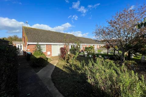 2 bedroom semi-detached bungalow for sale, The Crofts, Newent GL18