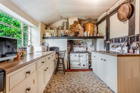 4 bedroom cottage for sale, Ross Road, Longhope GL17