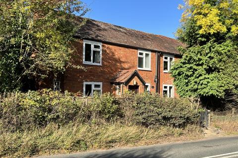 3 bedroom cottage for sale, Ross Road, Newent GL18