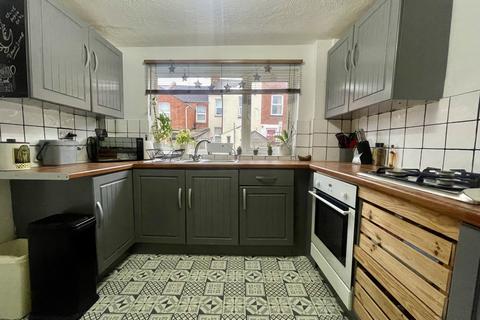 25 Churchill Road, Exeter, EX2 9BU