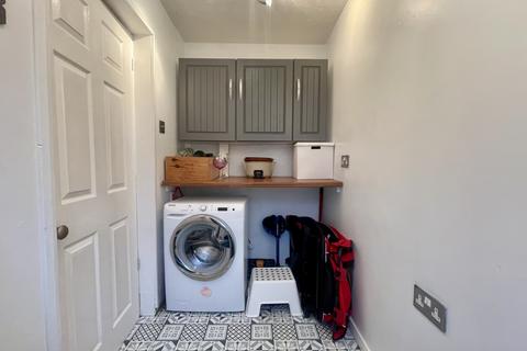 25 Churchill Road, Exeter, EX2 9BU