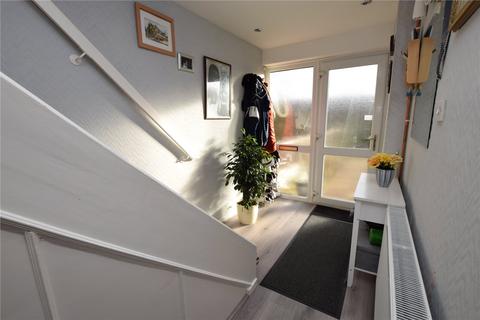 19 Danbury Close, Romford, RM6 5HU