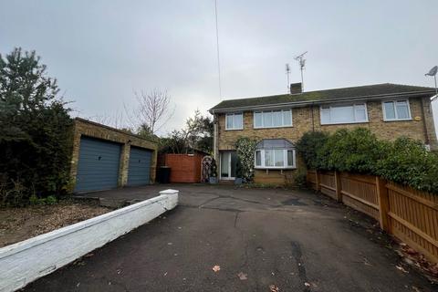 3 bedroom semi-detached house to rent, Weathercock Lane, Milton Keynes MK17