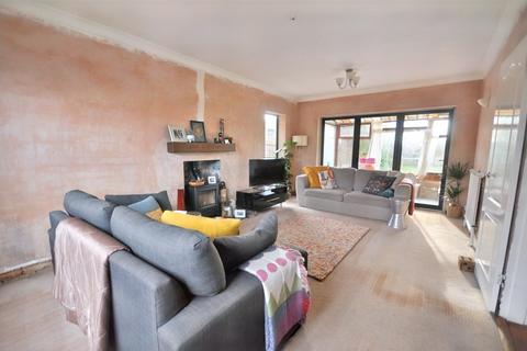 4 bedroom detached house for sale, Cotes Road, Barrow upon Soar, Leicestershire
