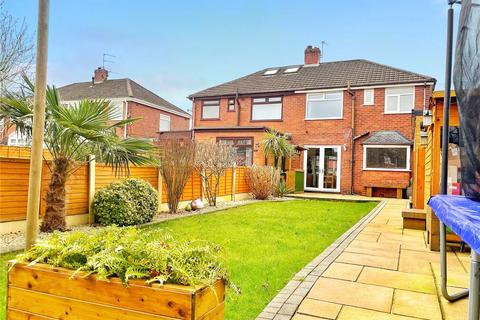3 bedroom semi-detached house for sale, West Avenue, New Moston, Manchester, Greater Manchester, M40