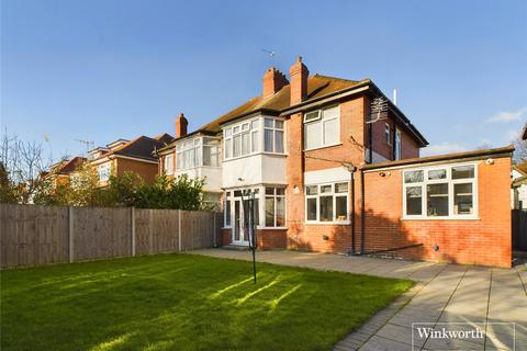 3 bedroom semi-detached house for sale, Woodland Close, London NW9