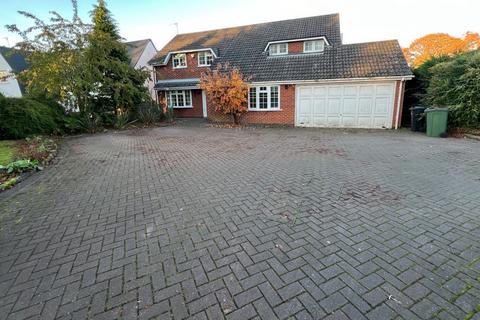 4 bedroom detached house for sale - 39 The Fairway, Oadby, Leicester, LE2 2HN