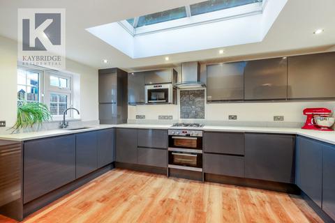 20 Carters Road, Epsom, KT17 4NE