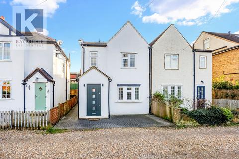 20 Carters Road, Epsom, KT17 4NE