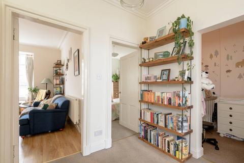 Flat 2, 104 High Street, North Berwick, EH39 4HE