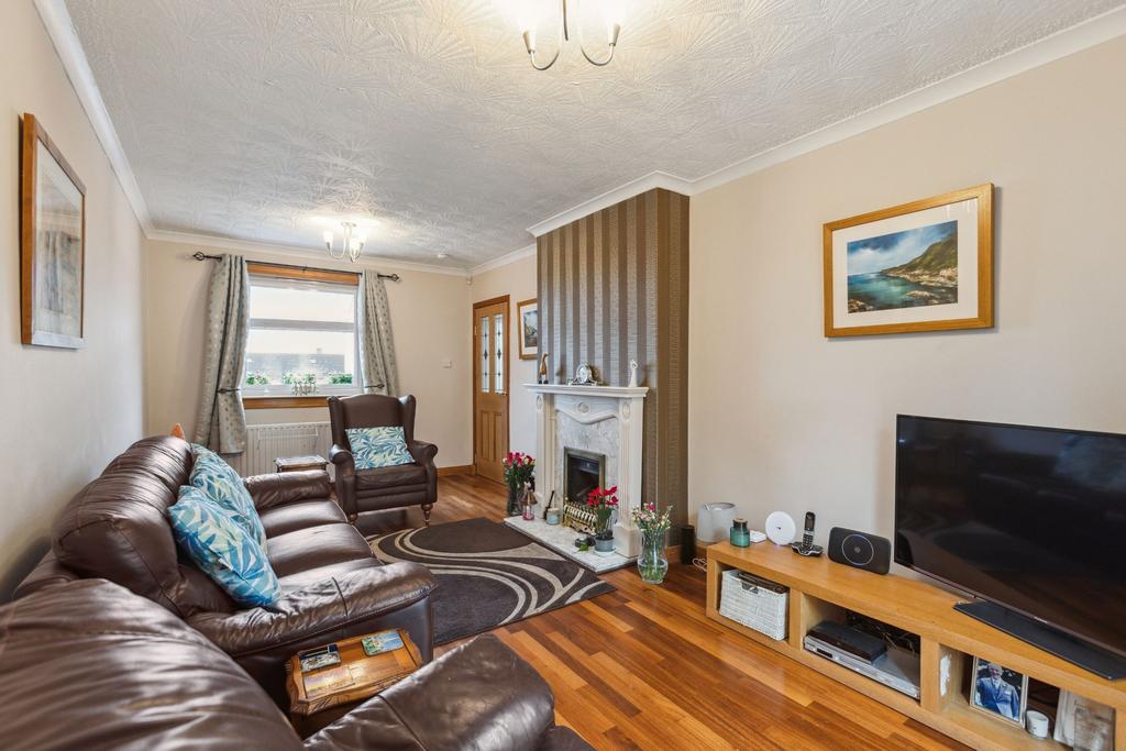 Hillwood Rise, Ratho Station, Newbridge, Edinburgh, EH28 8QD 4 bed semi