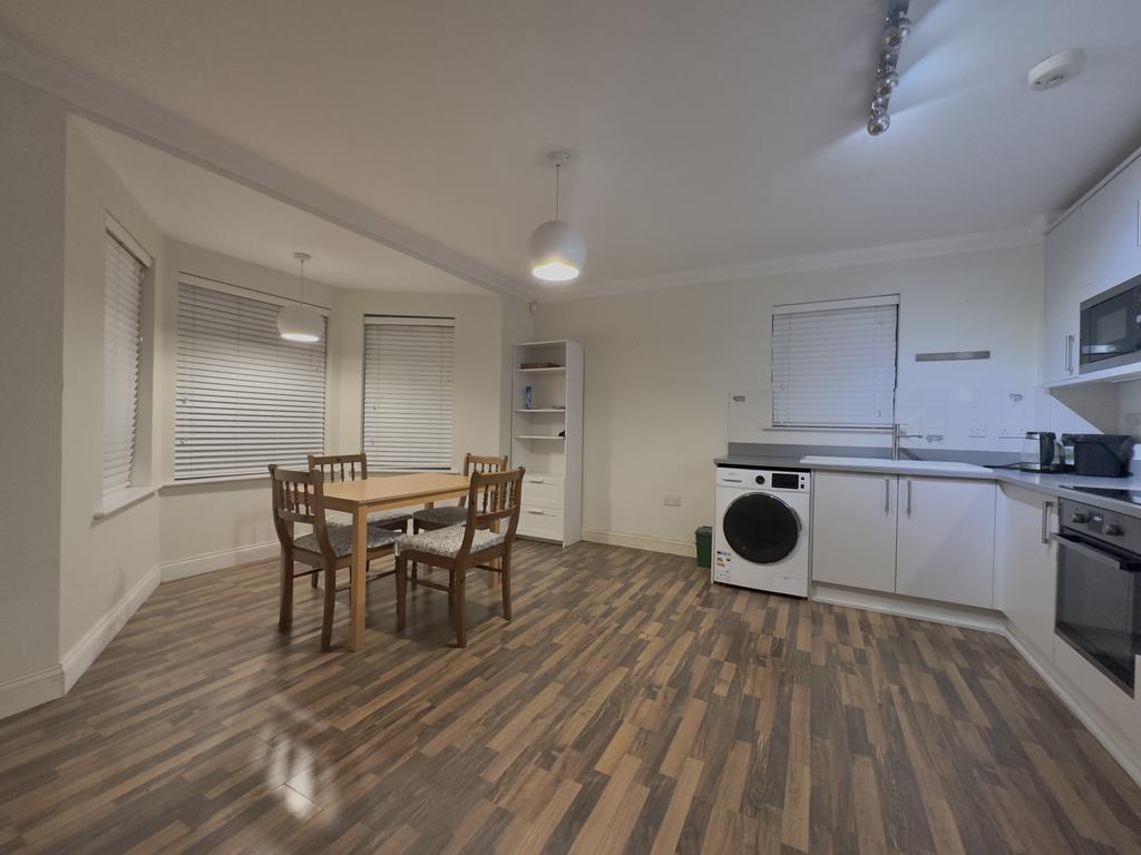 Two bedroom Flat to Let in Norbury