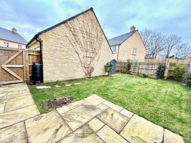 12 Linden garden 3