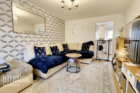 16 Archdale Road, Sheffield, S2 1NZ