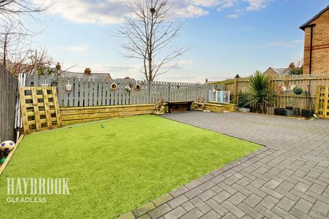 16 Archdale Road, Sheffield, S2 1NZ