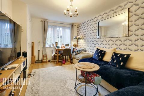 16 Archdale Road, Sheffield, S2 1NZ