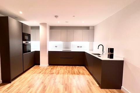 2 bedroom apartment to rent, 70 York Road, London SW11