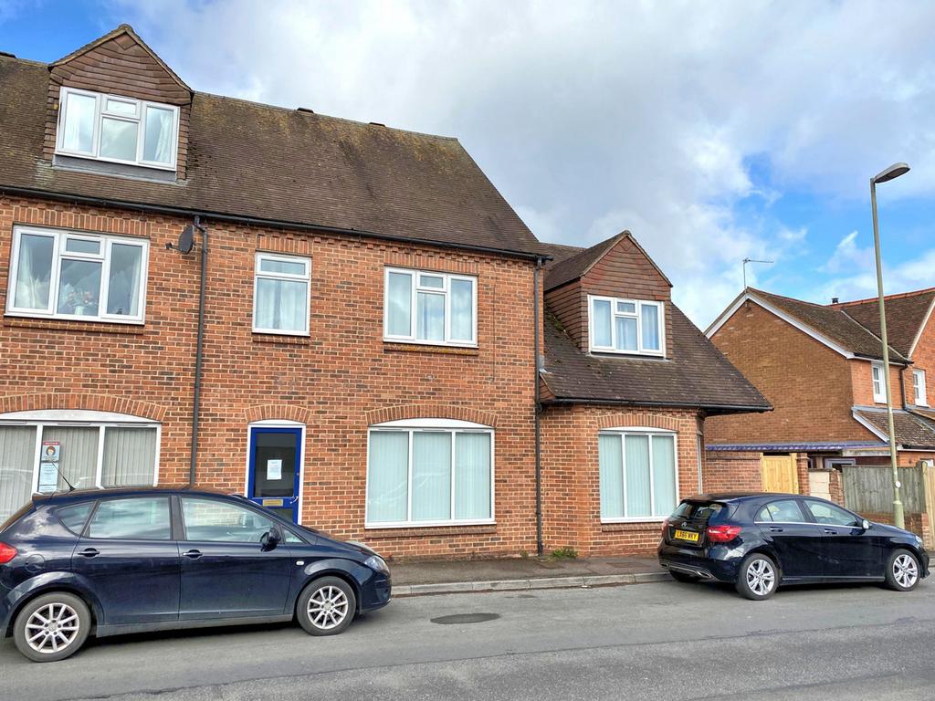 Honey Lane, Cholsey, OX10 2 bed apartment for sale £250,000